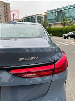 بي ام دبليو الفئة 2